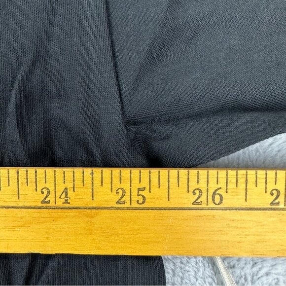 Essentials Fog Fear of God Men's Size XS NWT Oversized Black 100% Cotton T-Shirt - Picture 11 of 16